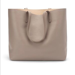 Cuyana Classic Structured Leather Tote